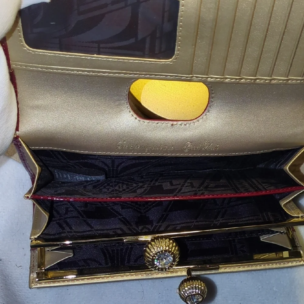Ted Baker Burgundy Wallet with kiss 💋 lock!